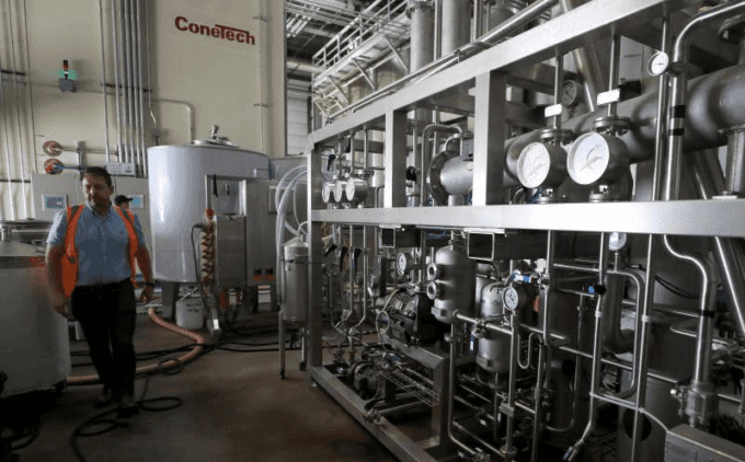Santa Rosa lab pioneers way to remove smoke taint from wine