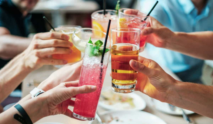 Should Retailers Expand Their Nonalcoholic Drinks To Keep Up With the Sober Curious Trend?